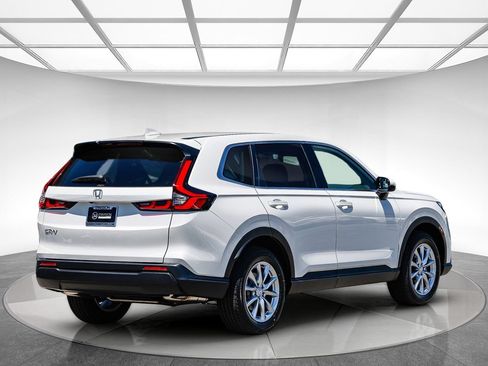 Used 2026 Honda CR-V EX image 4