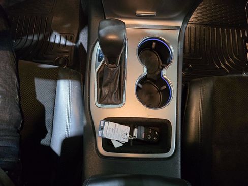 Used 2018 Jeep Grand Cherokee Altitude image 40