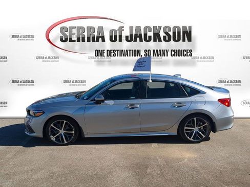 Used 2023 Honda Civic Touring image 6