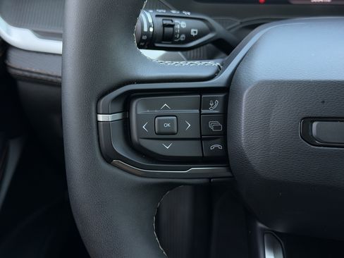 New 2026 Jeep Cherokee Overland w/ Advanced Pro Tech Group AWD/4WD image 18
