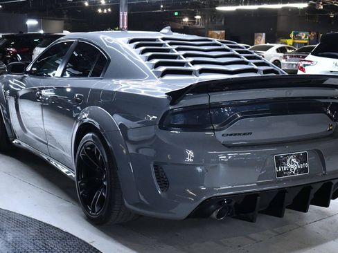 Used 2023 Dodge Charger Scat Pack RWD image 9