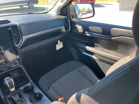 New 2025 Ford Ranger XLT w/ Chrome Accent Package image 19