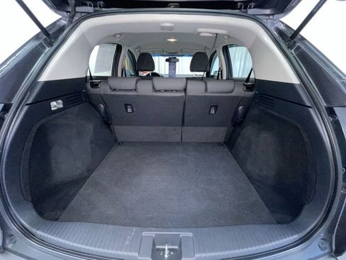 Used 2021 Honda HR-V LX image 11