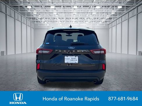 Used 2025 Ford Escape ST-Line FWD image 6