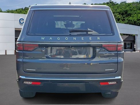 Used 2022 Jeep Wagoneer Series II w/ Convenience Group I AWD/4WD image 5