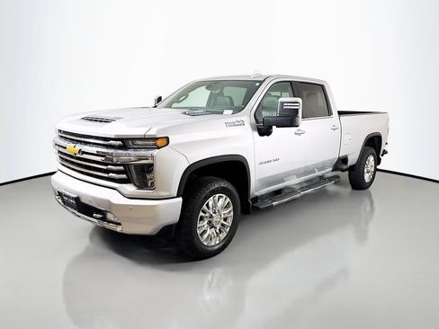 Used 2022 Chevrolet Silverado 3500 High Country w/ Z71 Off-Road Package AWD/4WD image 3