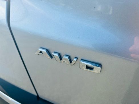 Used 2017 Cadillac XT5 Luxury image 15