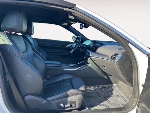 Used 2024 BMW 430i Convertible image 15