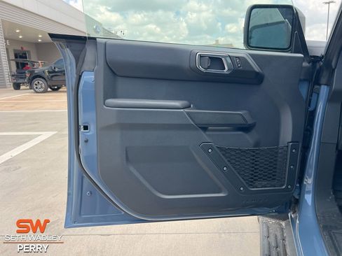 New 2025 Ford Bronco Outer Banks image 7