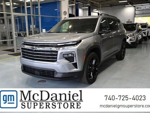 New 2026 Chevrolet Traverse LT w/ LPO, Floor Liner Package image 1