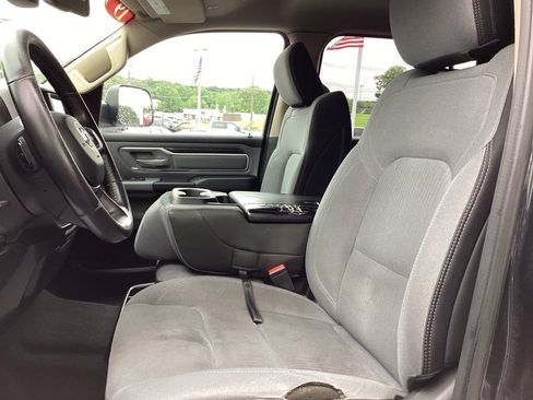 Used 2019 RAM 1500 Big Horn RWD image 10