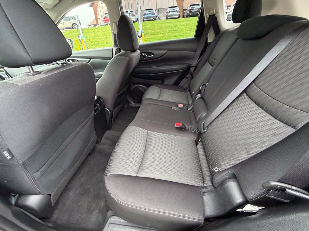 Used 2020 Nissan Rogue SV AWD/4WD image 48