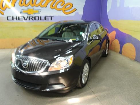 Used 2016 Buick Verano Convenience FWD image 4