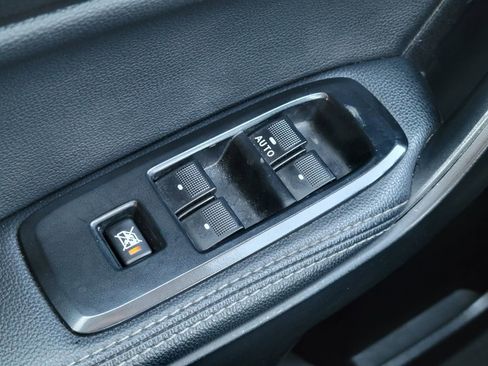 Certified 2019 Ford Ranger Lariat w/ Equipment Group 501A Mid image 25