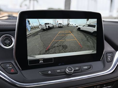 Used 2023 Chevrolet Blazer Premier FWD image 33