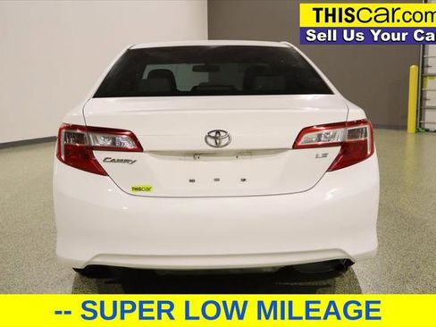 Used 2014 Toyota Camry LE image 5