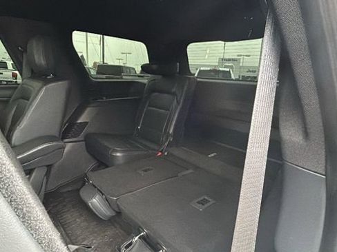 Used 2025 Lincoln Navigator Reserve w/ Jet Appearance Package image 17