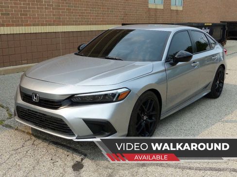 Used 2022 Honda Civic Sport image 1