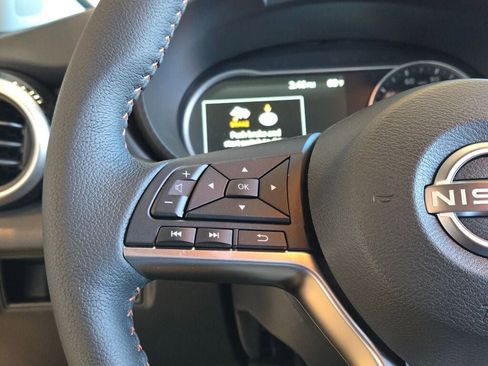 Used 2025 Nissan Versa SR w/ Trunk Package image 26