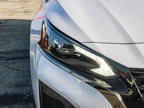 New 2025 Nissan Altima 2.5 SR w/ SR Premium Package image 5