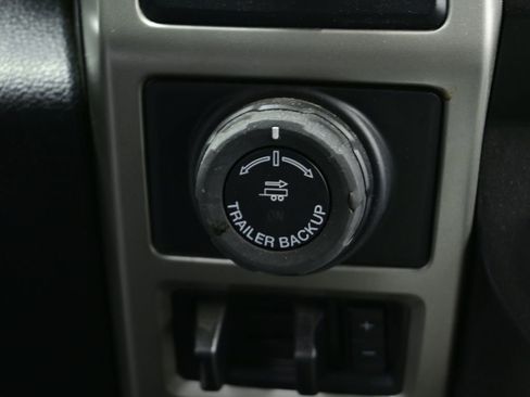 Used 2018 Ford F150 Lariat w/ Equipment Group 502A Luxury image 11