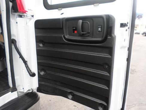 Used 2024 GMC Savana 2500 w/ Driver Convenience Package image 40