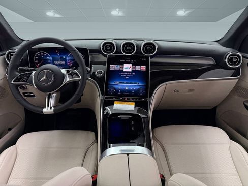 New 2026 Mercedes-Benz GLC 300 image 11