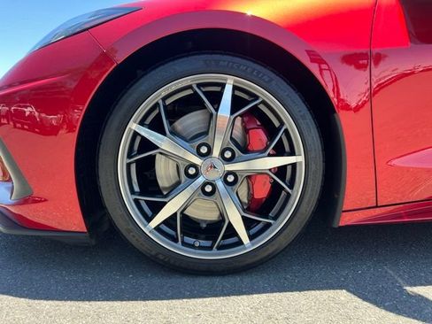 Used 2021 Chevrolet Corvette Stingray Premium Cpe w/ Z51 Performance Package RWD image 12