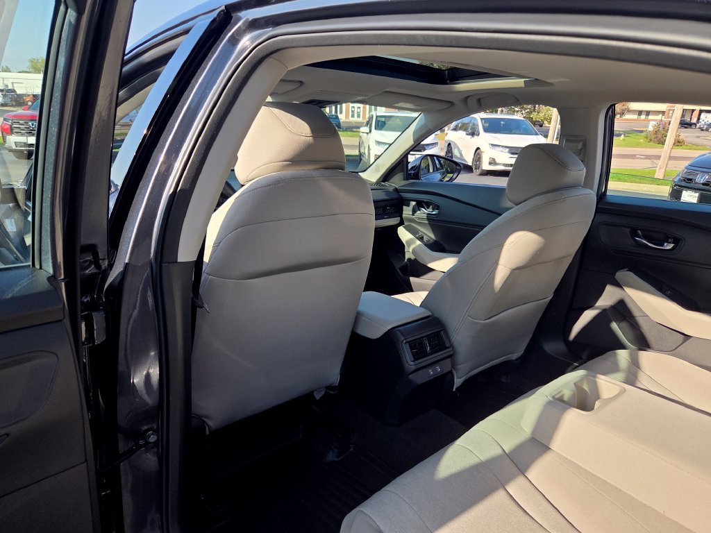 Certified 2025 Honda Accord SE image 18
