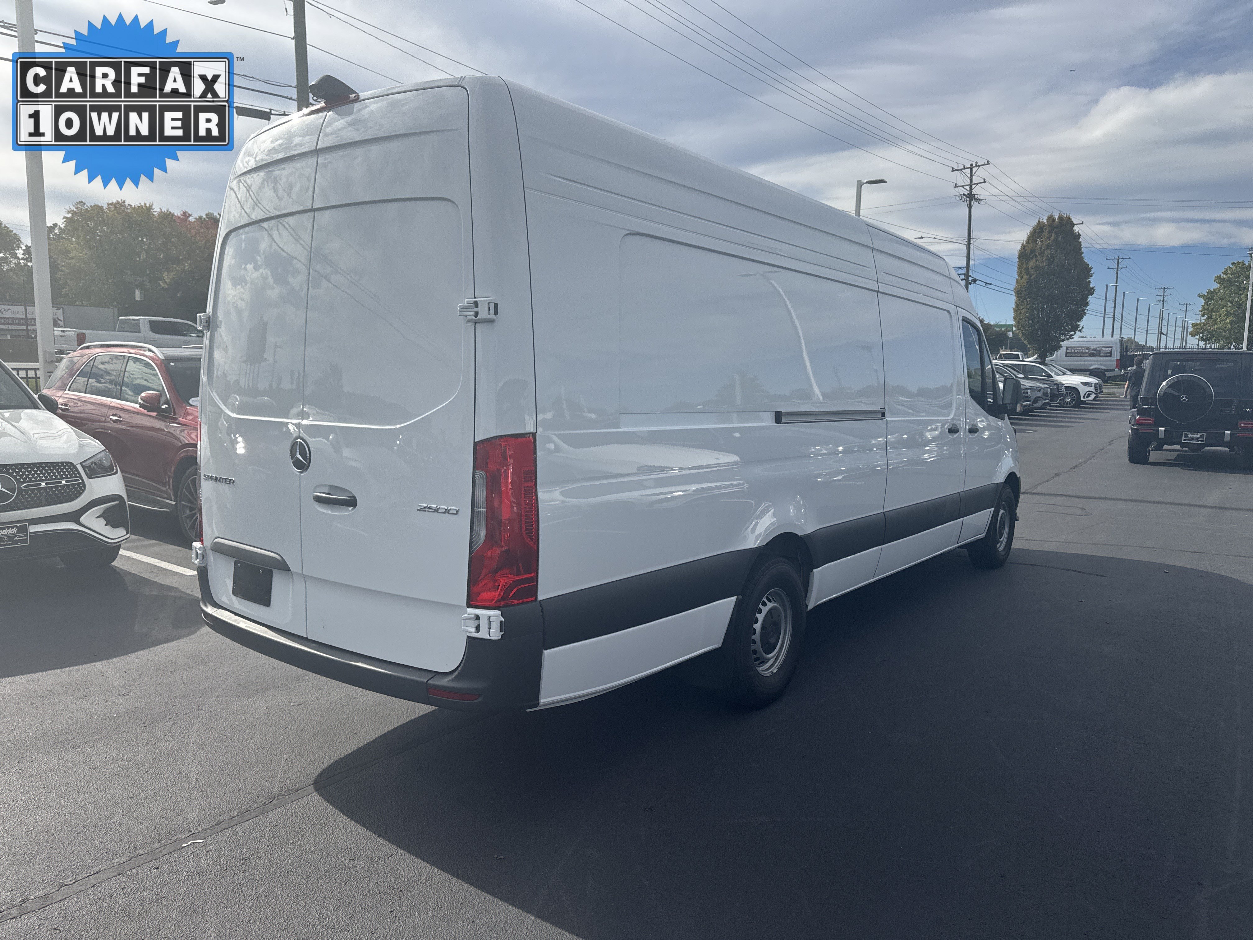 Used 2025 Mercedes-Benz Sprinter 2500 image 10