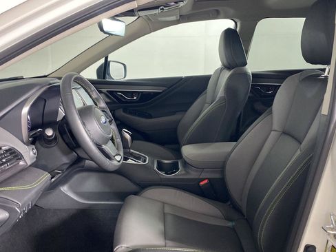 Used 2025 Subaru Outback Onyx Edition AWD/4WD image 14