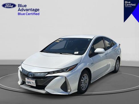 Used 2021 Toyota Prius Prime XLE w/ Carpet Mat Package (TMS) FWD image 1