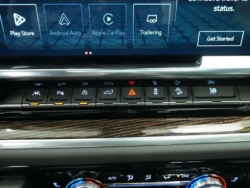 Used 2025 GMC Sierra 1500 Elevation w/ Elevation Premium Package AWD/4WD image 39