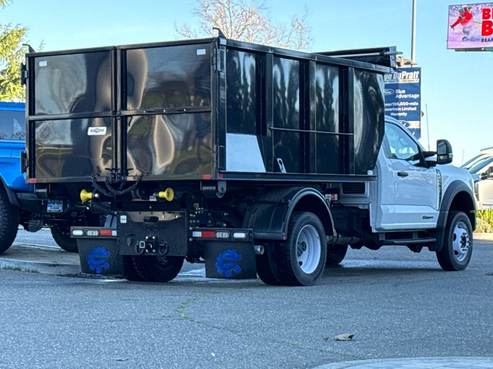 New 2024 Ford F550 4x4 Regular Cab Super Duty image 4