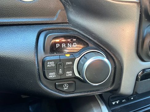 Used 2019 RAM 1500 Big Horn AWD/4WD image 22