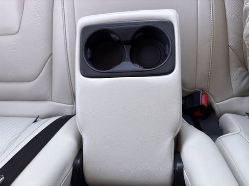 Used 2022 Ford Edge Titanium w/ Equipment Group 301A image 19