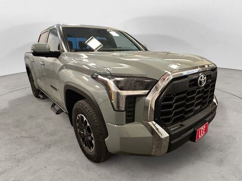 New 2026 Toyota Tundra SR5 AWD/4WD image 7