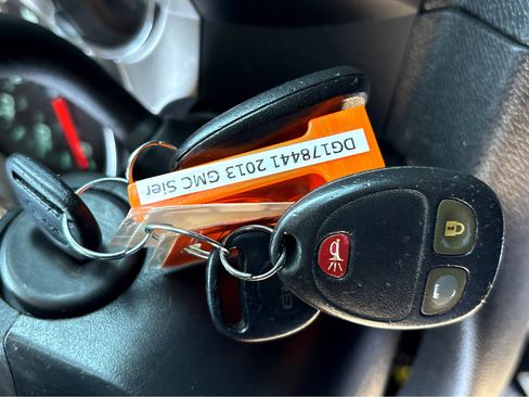 Used 2013 GMC Sierra 1500 SLE image 25