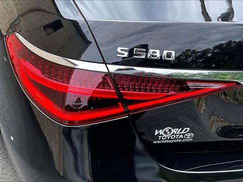 Used 2023 Mercedes-Benz S 580 4MATIC Sedan image 29
