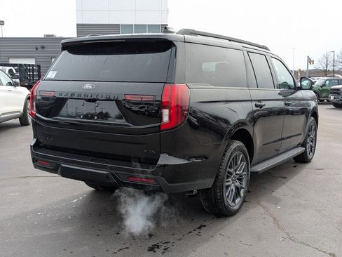New 2026 Ford Expedition Max Platinum w/ Stealth Appearance Package image 4