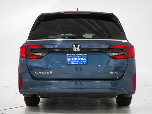 New 2026 Honda Odyssey Elite image 9