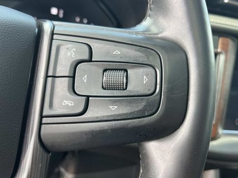 Used 2023 GMC Yukon XL Denali Ultimate AWD/4WD image 40