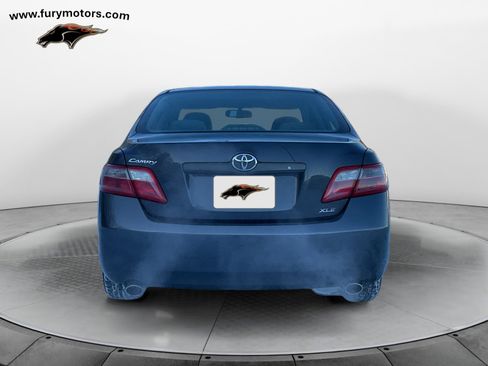 Used 2009 Toyota Camry XLE image 4