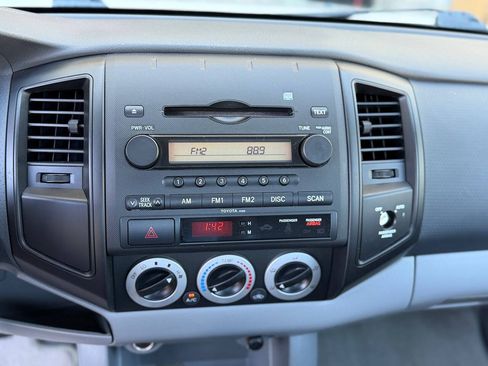 Used 2006 Toyota Tacoma 2WD Regular Cab image 13