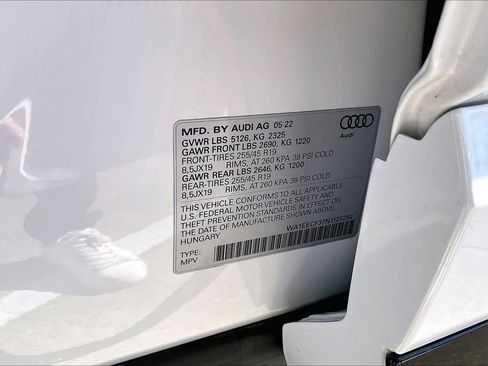 Used 2022 Audi Q3 2.0T Premium Plus image 34
