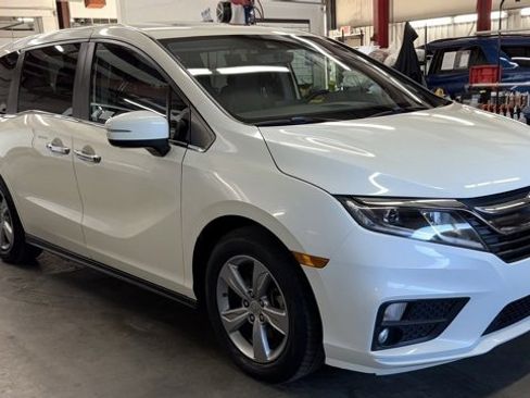 Used 2018 Honda Odyssey EX-L image 3