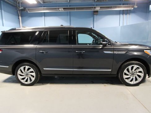 Used 2024 Lincoln Navigator L Reserve image 43