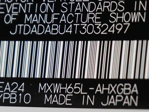 Used 2026 Toyota Prius AWD image 28