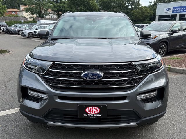 Used 2023 Ford Explorer XLT w/ Equipment Group 202A AWD/4WD image 3