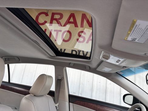 Used 2012 Toyota Avalon image 21